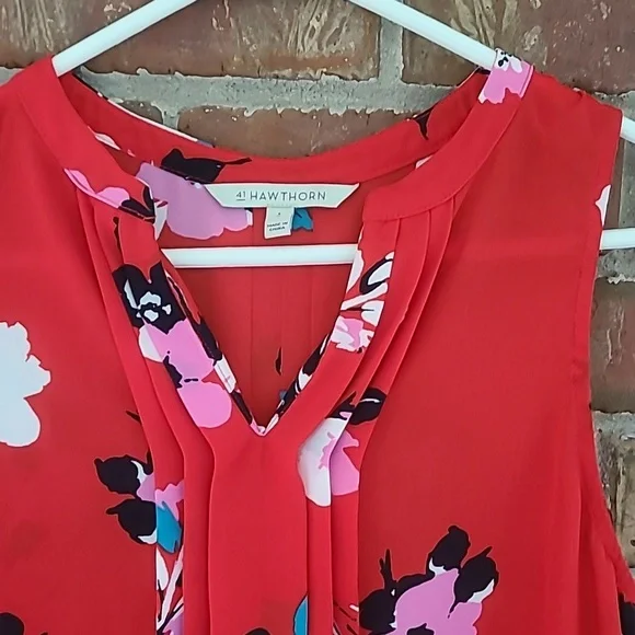 41 Hawthorn Breyson Pleat Detail Split Neck Blouse, Size Small - Picture 3 of 4